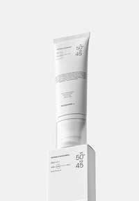TRANSPARENT Lab Invisible Sunscreen SPF50+ 100ml